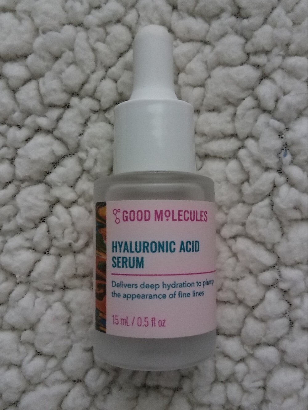 Good Molecules Hyaluronic Acid Serum - Pink